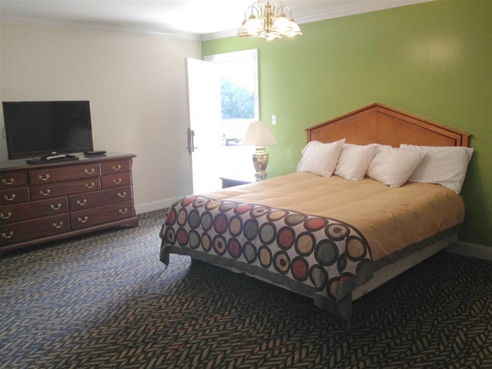 Barnwell Winton Inn & Suites المظهر الخارجي الصورة