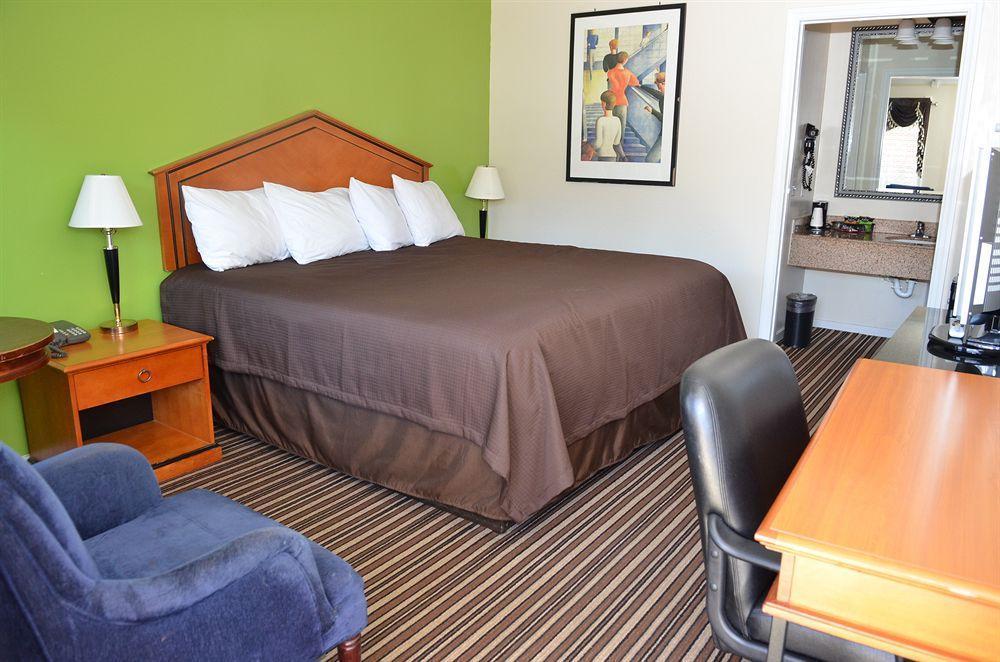 Barnwell Winton Inn & Suites المظهر الخارجي الصورة