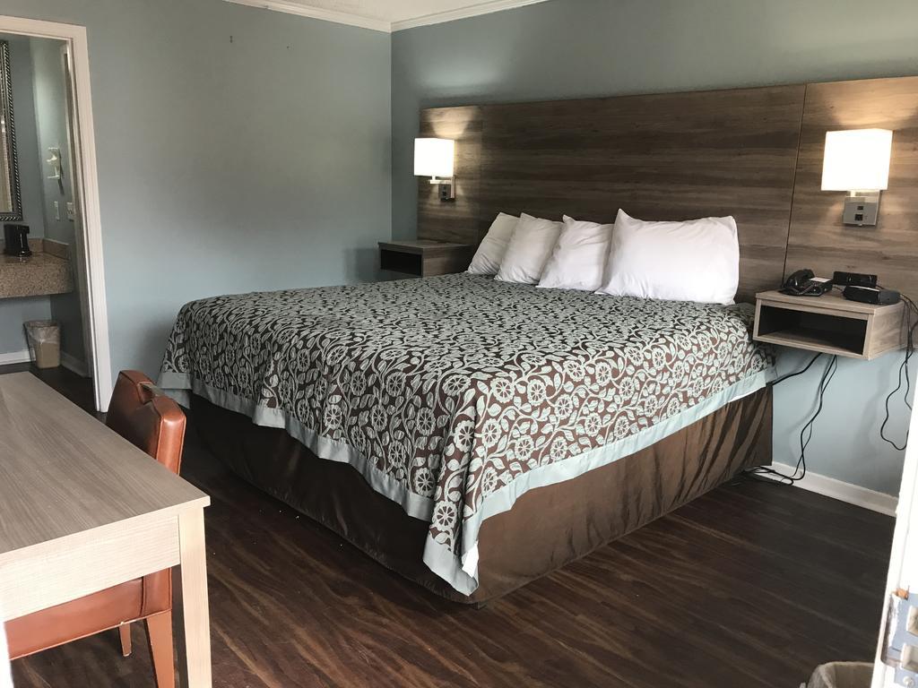 Barnwell Winton Inn & Suites المظهر الخارجي الصورة