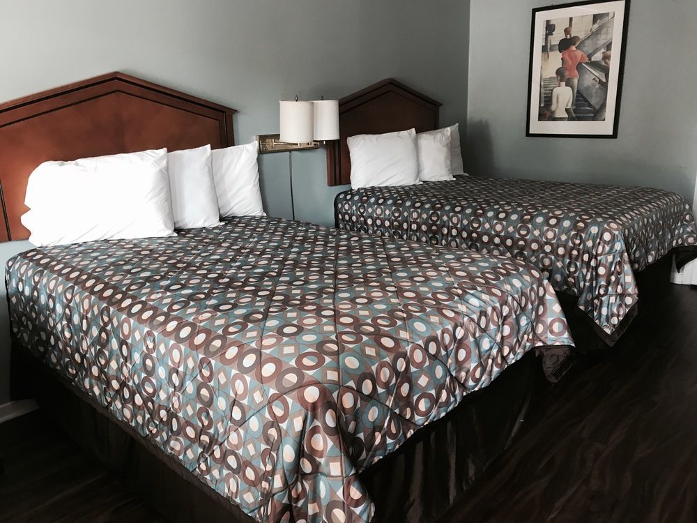 Barnwell Winton Inn & Suites المظهر الخارجي الصورة