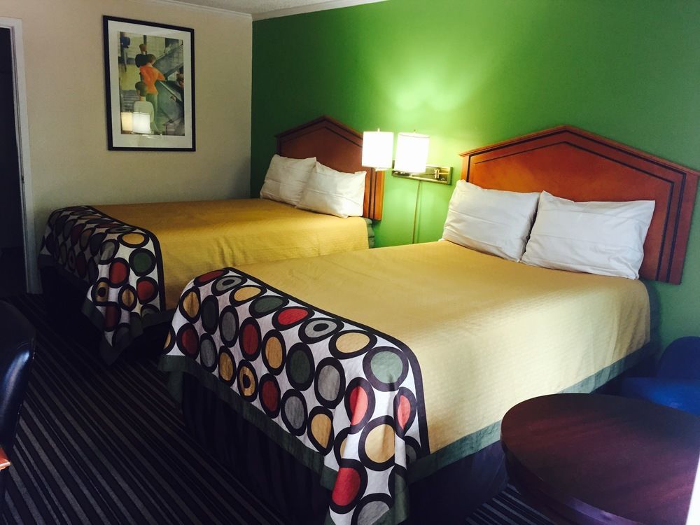 Barnwell Winton Inn & Suites المظهر الخارجي الصورة